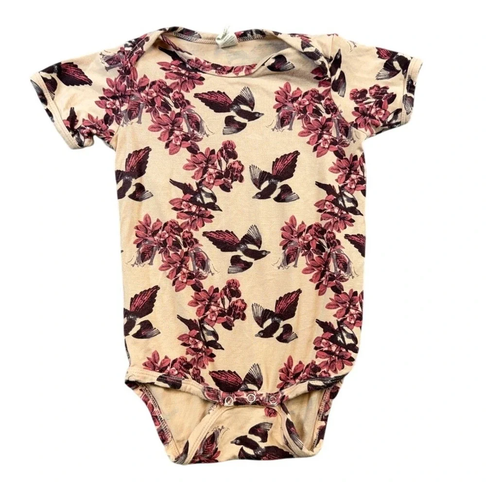 Kate Quinn Baby Birds Floral Bamboo Viscose Bodysuit‎ Tan Burgundy 12-18M